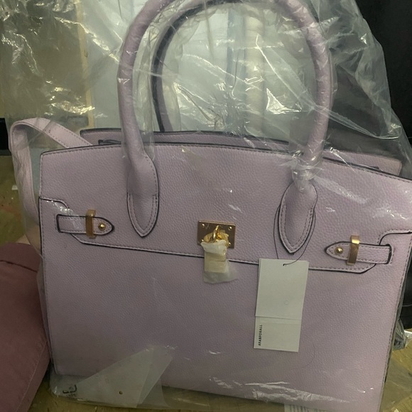 Purse - Picture 2 of 7